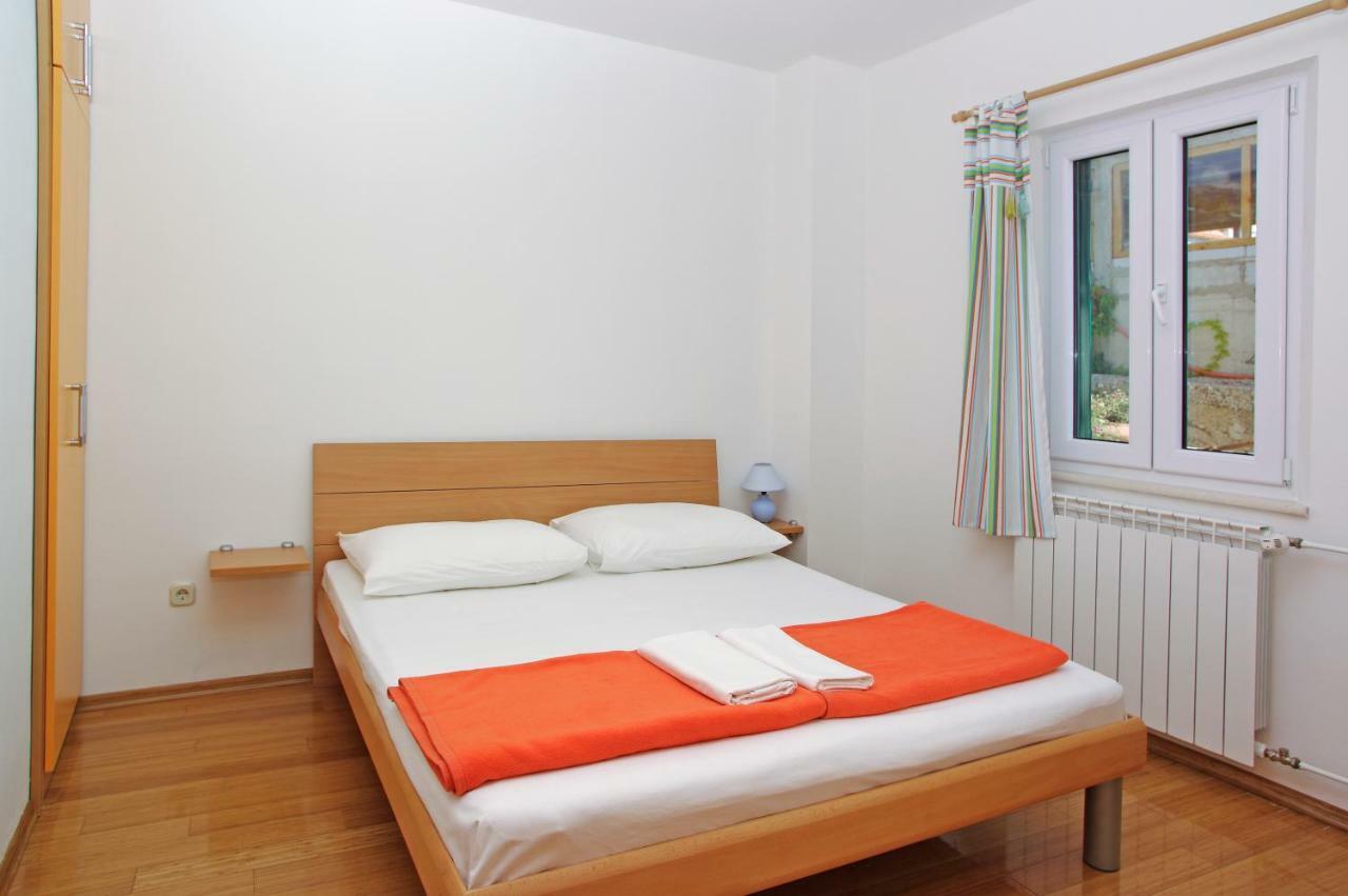 Apartments Villa Vallum ボル エクステリア 写真